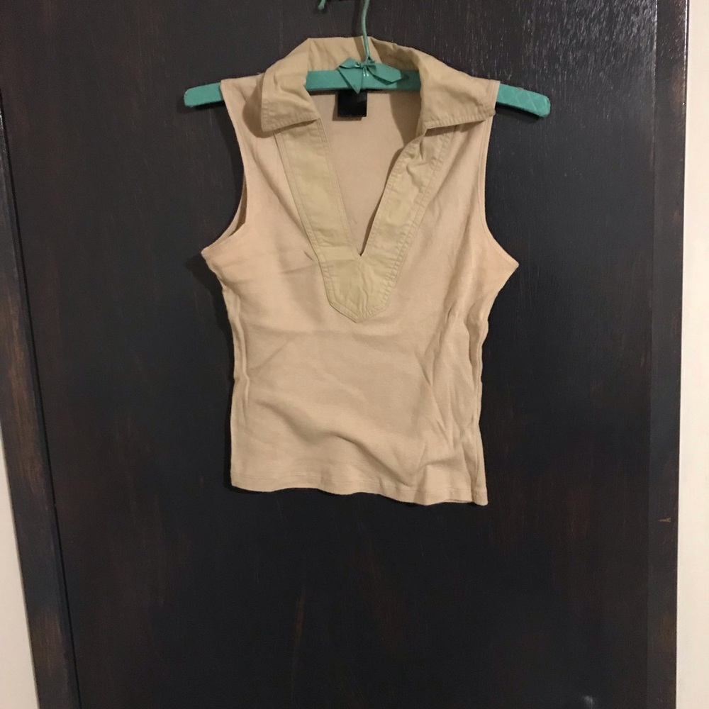 Ladies Medium Tops Set Of 3. $5.00 AS AN ADD ON
